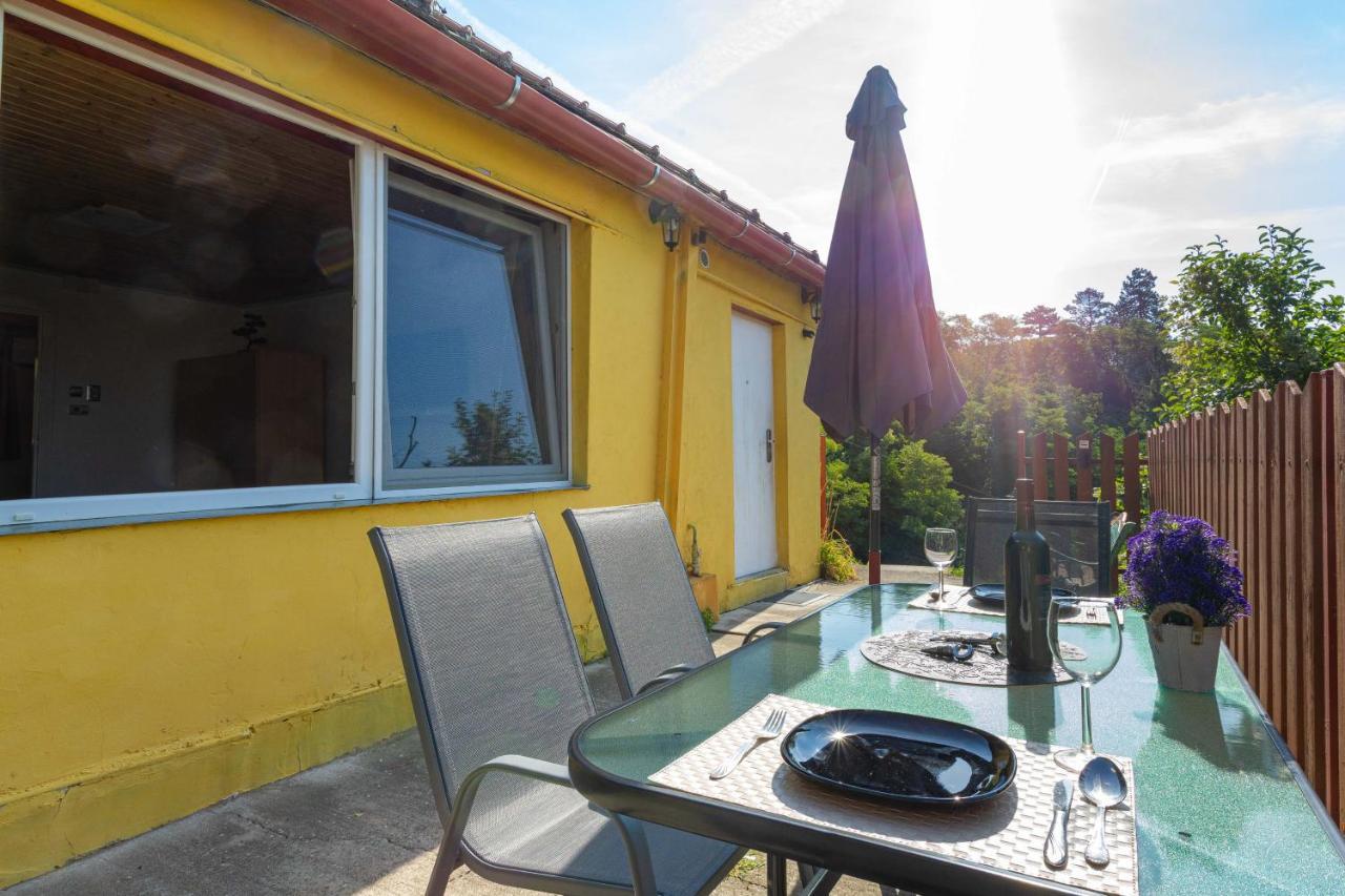 Panorama Apartmanhaz Esztergom Buitenkant foto
