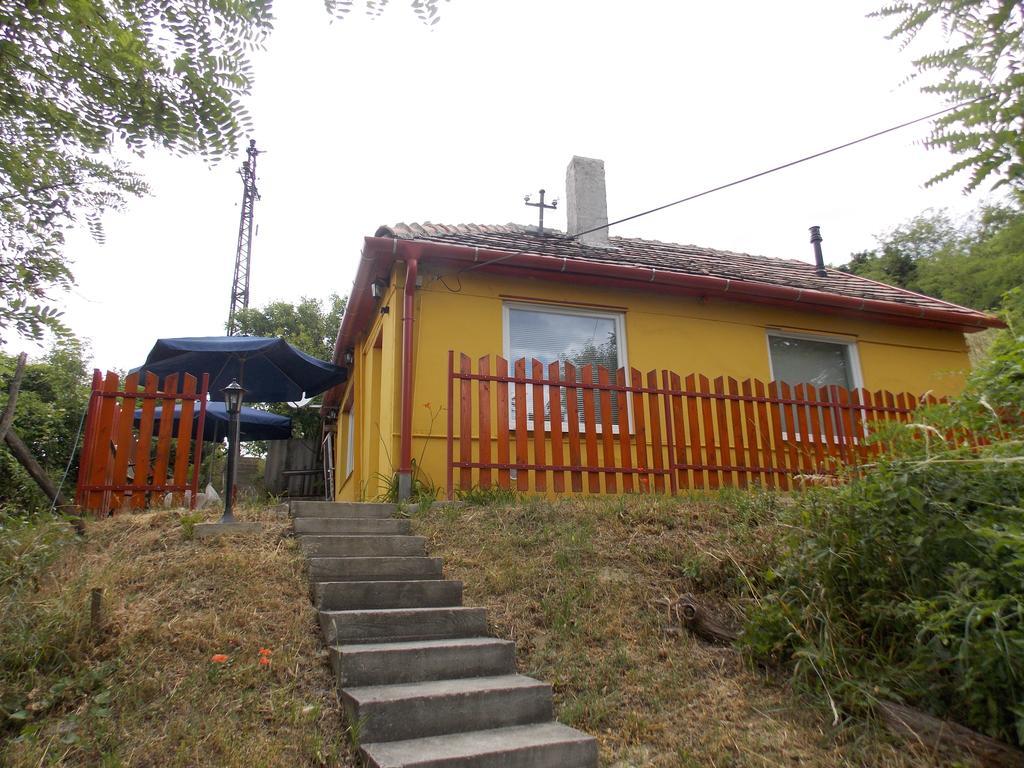 Panorama Apartmanhaz Esztergom Kamer foto
